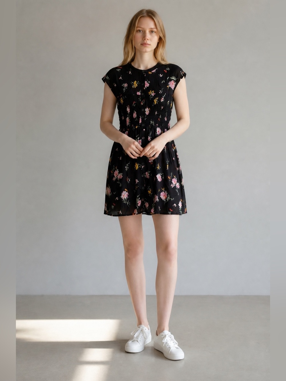 Free People XS Black Floral Short-Sleeve Shirred Waist Dress